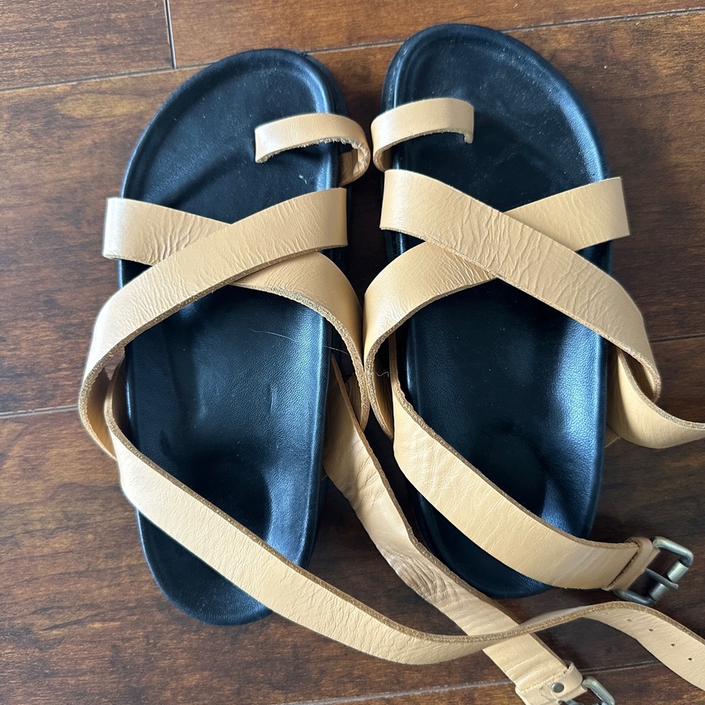 Women's Tan Sandals